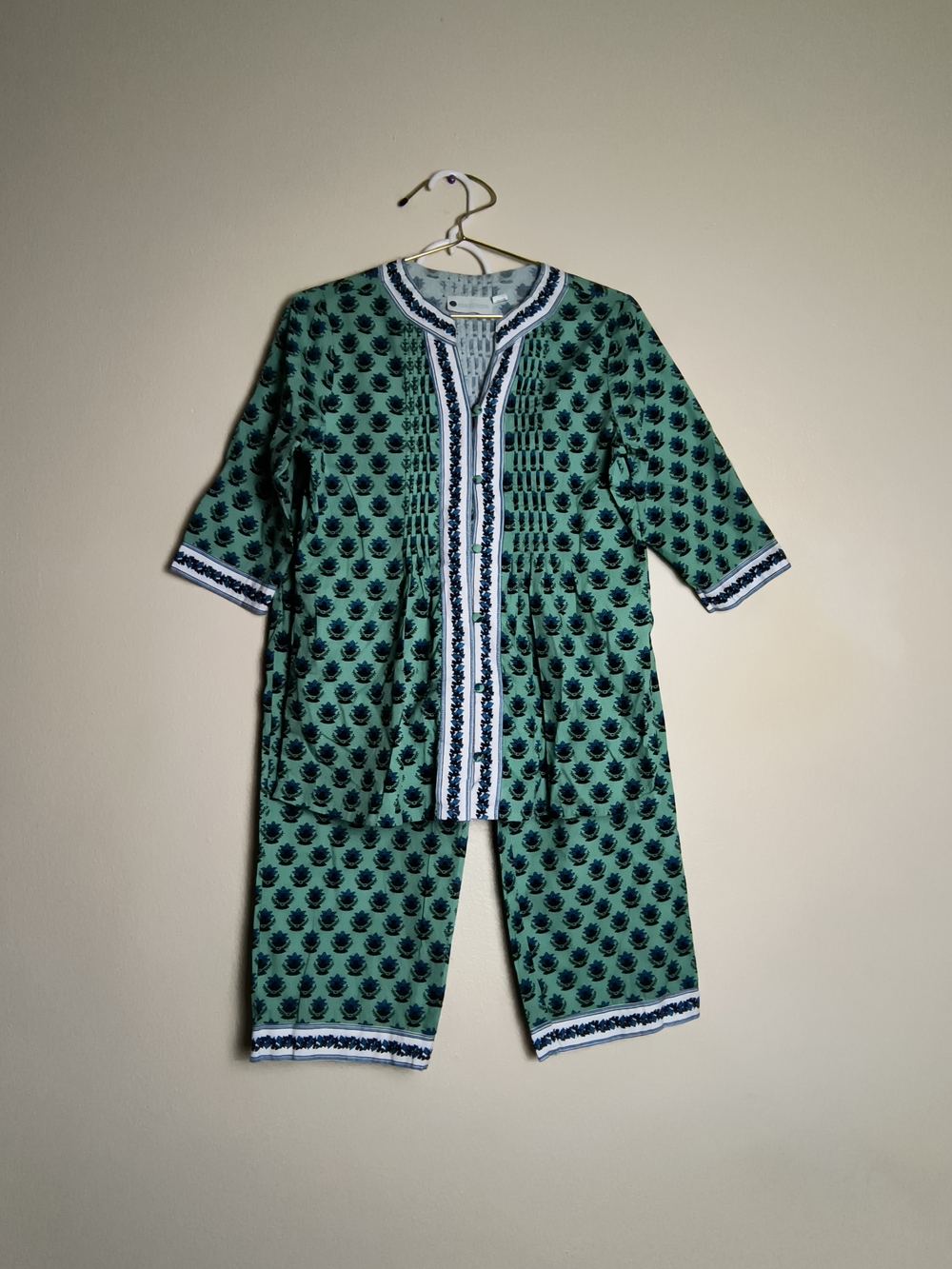 Ella Simone S VTG Women's Green Printed Pajama Set with Contrast Trim
